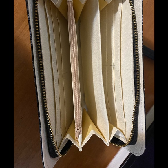 Michael Kors wristlet navy blue / black - Picture 2 of 2